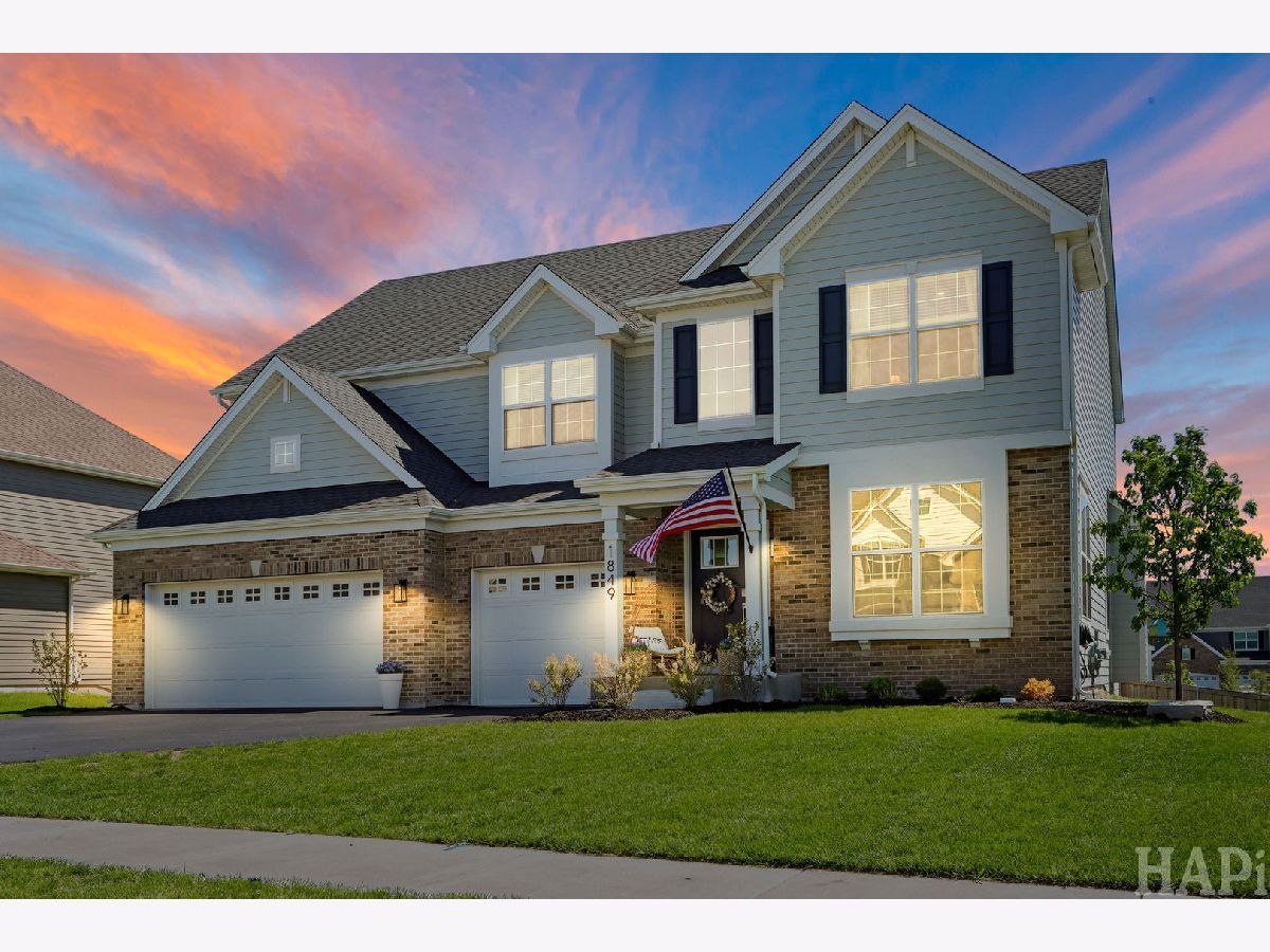 Homes For Sale Ponds Of Stony Creek Elgin Illinois, 1849 Amarillo Boulevard