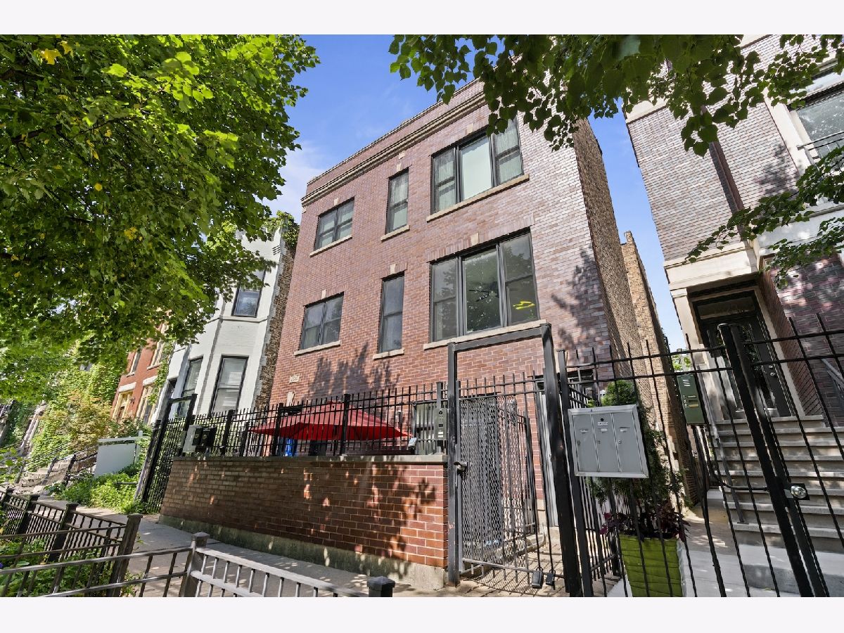  For Sale Chicago Illinois, 1525 Claremont Avenue