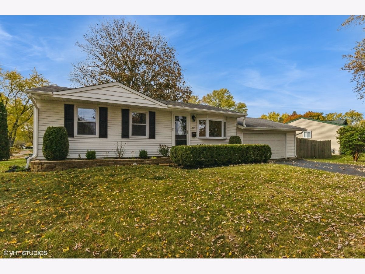  For Rent Wauconda Illinois, 1005 Larkdale
