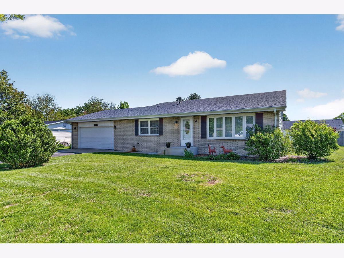  For Sale Bourbonnais Illinois, 1354 Rivard Drive