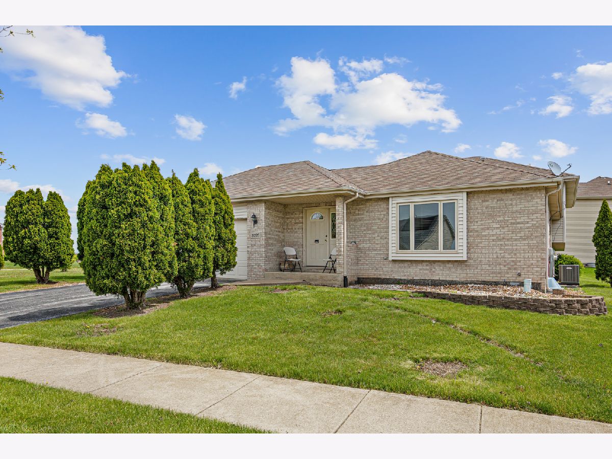  For Sale Matteson Illinois, 21223 Alessandra Drive