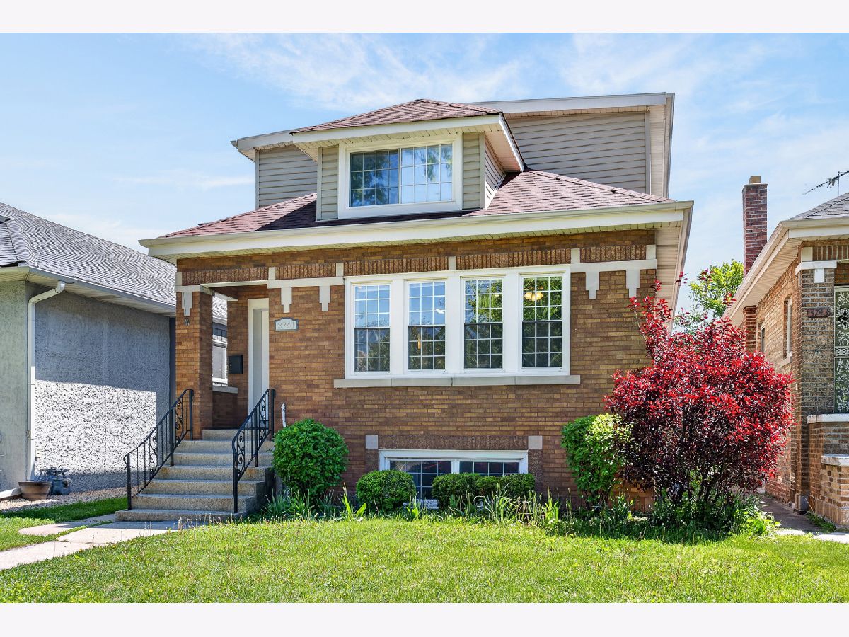  Sold Berwyn Illinois, 3741 Clinton