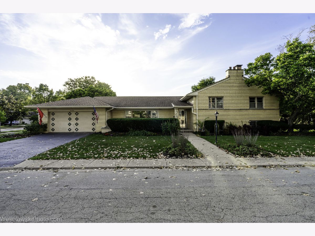  For Sale Lincolnwood Illinois, 6400 Knox Avenue