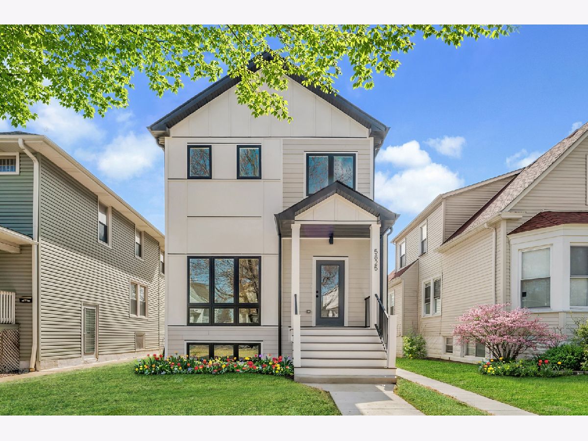  For Sale Chicago Illinois, 5825 Byron Street