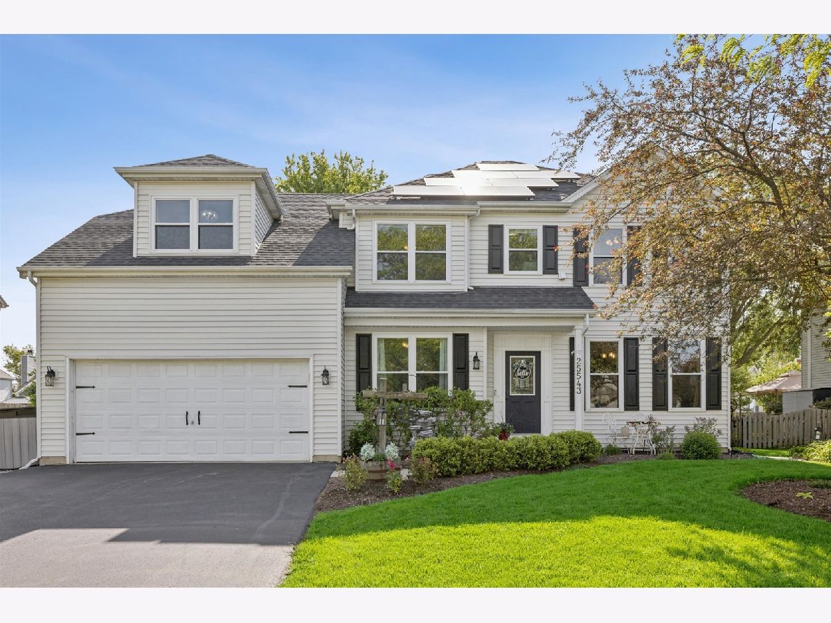 Homes For Sale Natures Crossing Plainfield Illinois, 25543 Gateway Circle