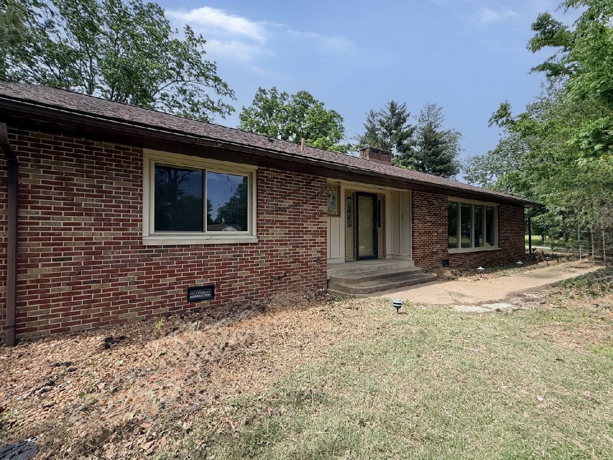  For Sale Herrin Illinois, 1400 Miller Drive