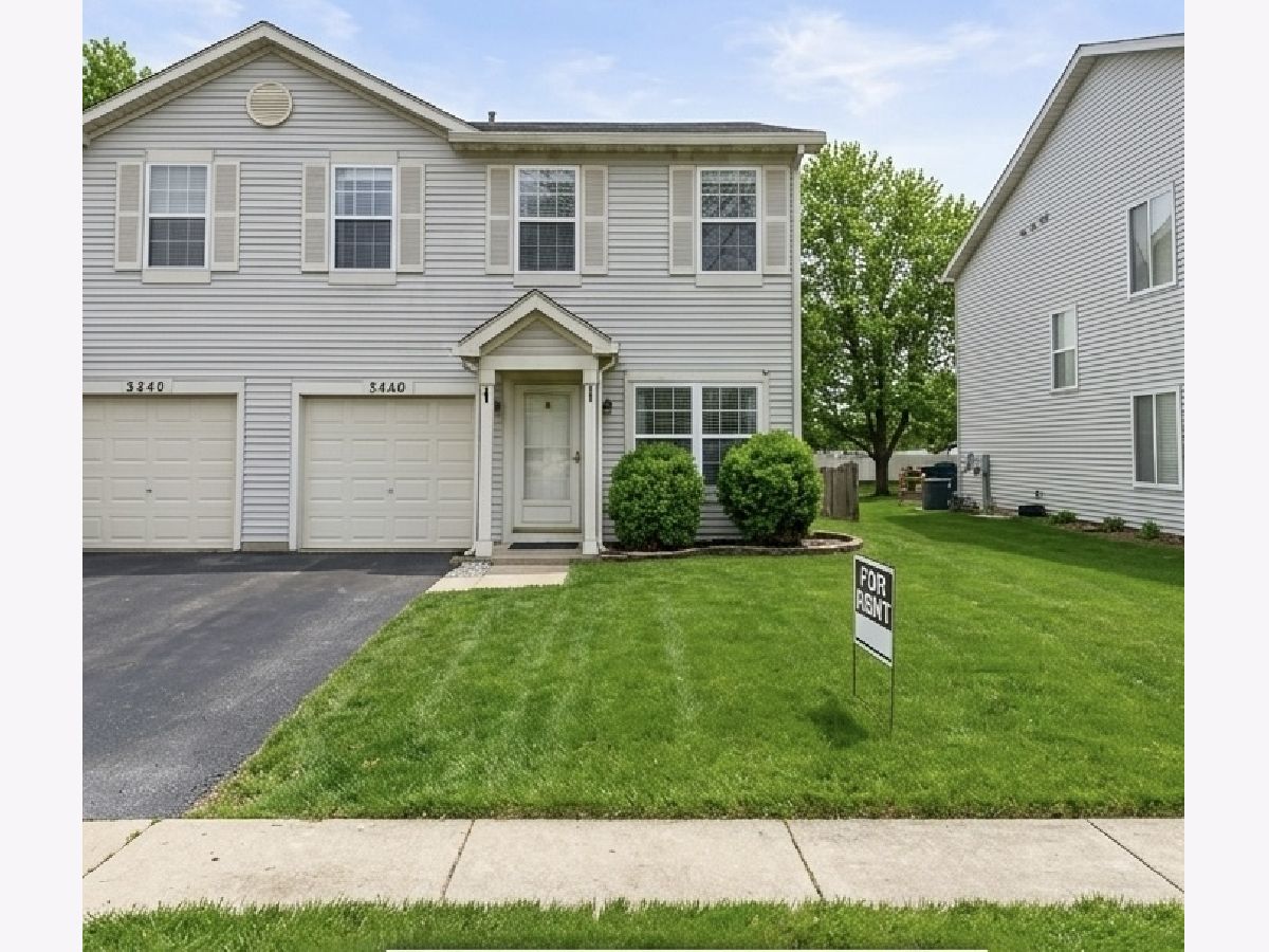 Townhomes & Homes Rented Lakewood On Caton Farm Plainfield Illinois, 5440 Sugarloaf