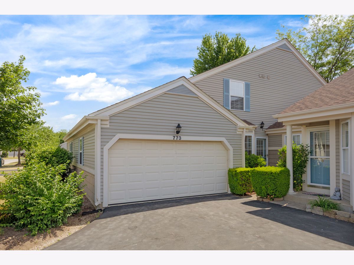  For Sale Marengo Illinois, 773 Village Circle