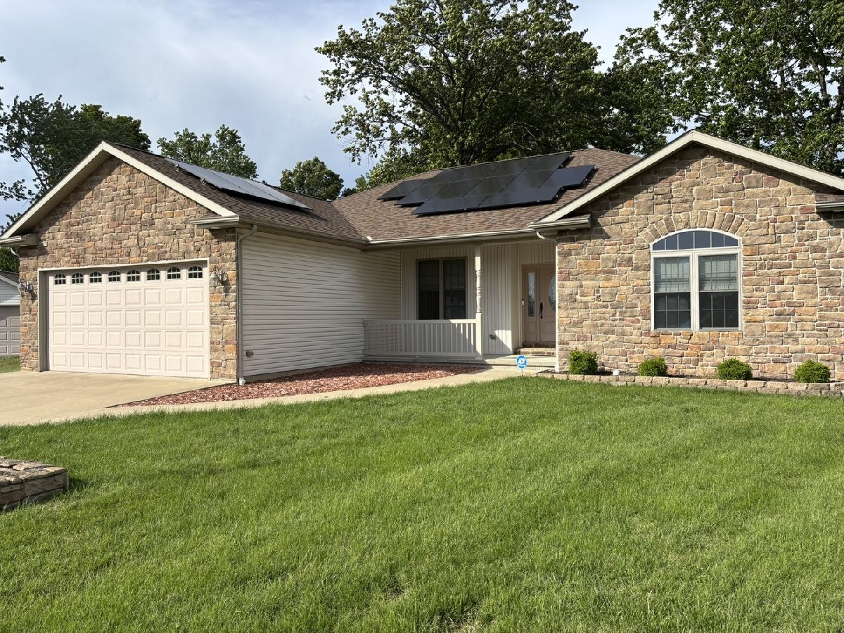  Sold Carterville Illinois, 2004 Arthur