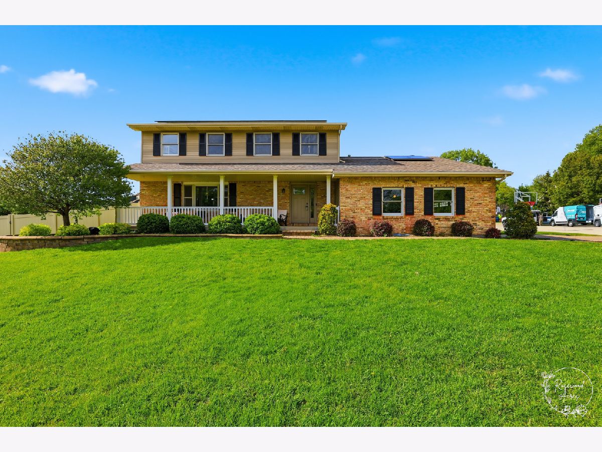  For Sale Bourbonnais Illinois, 417 Thames Court