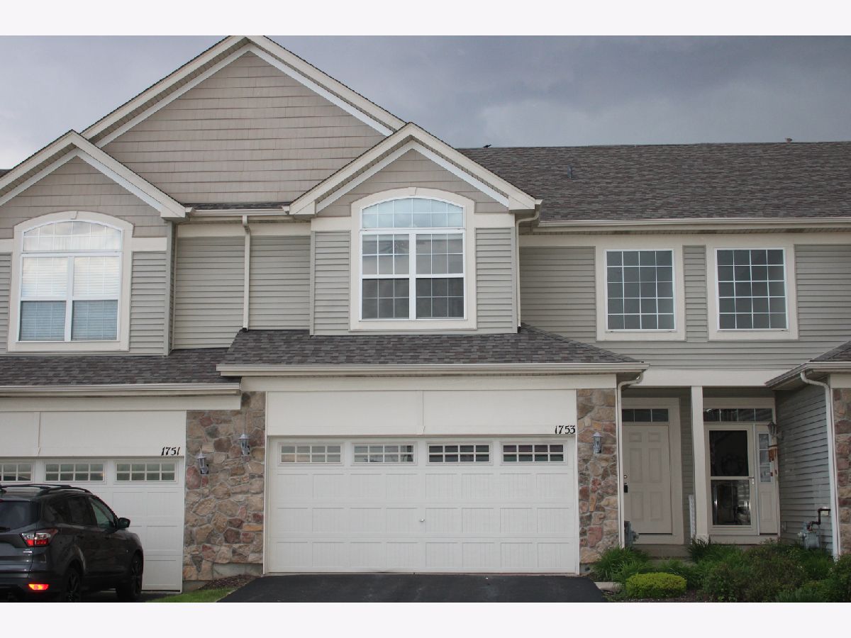  For Sale Shorewood Illinois, 1753 Fieldstone Drive