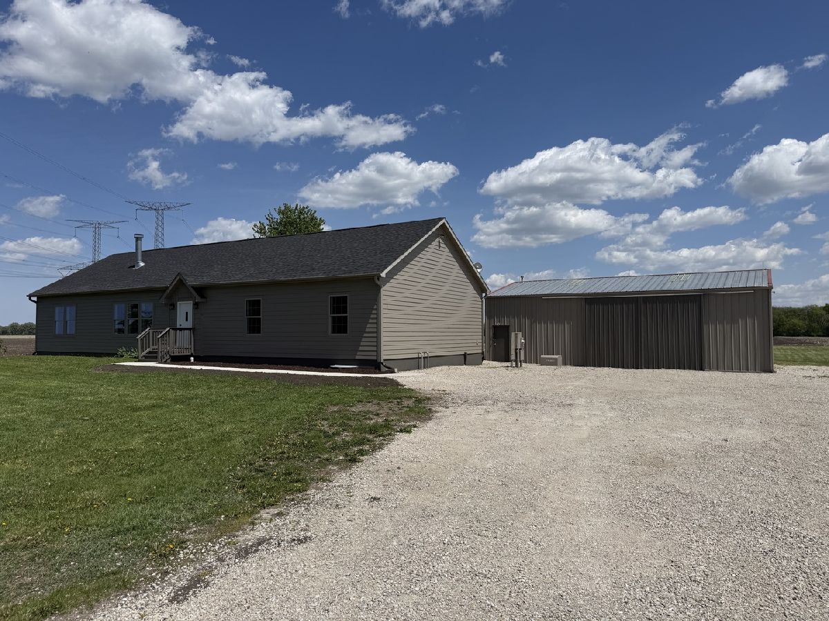  For Sale Mazon Illinois, 410 Higgins Road