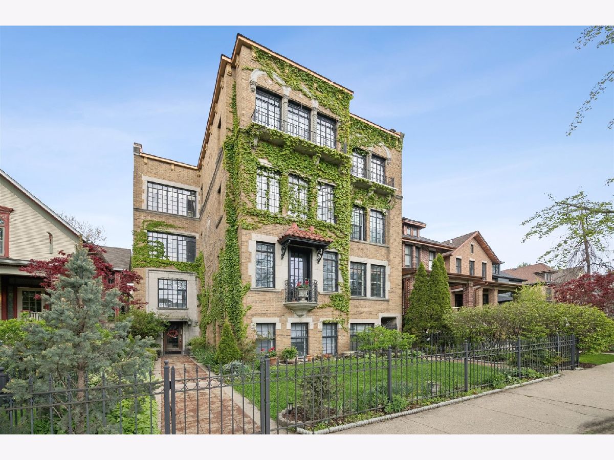  For Sale Chicago Illinois, 4410 Hermitage Avenue