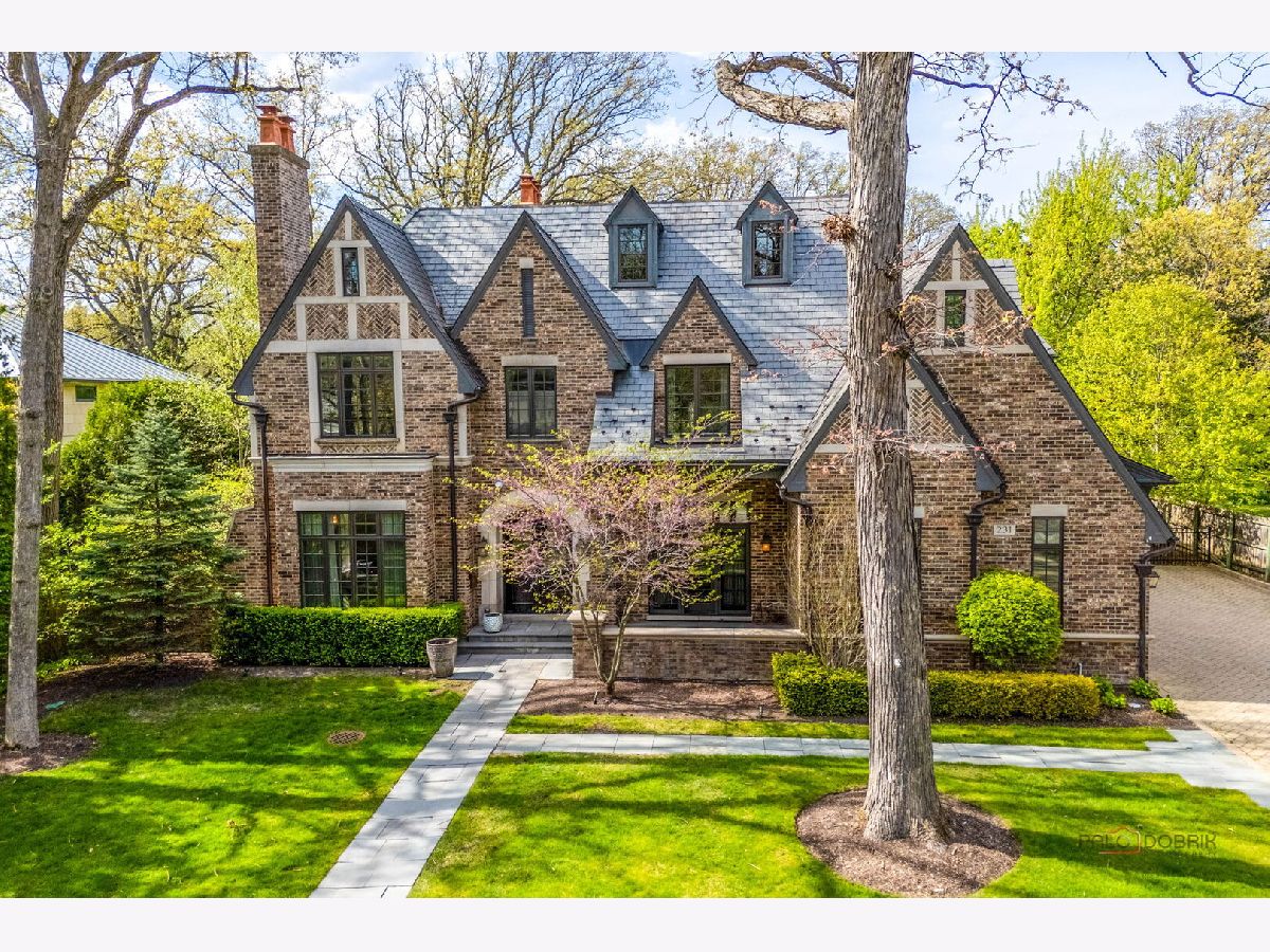  For Sale Winnetka Illinois, 231 Woodlawn Avenue