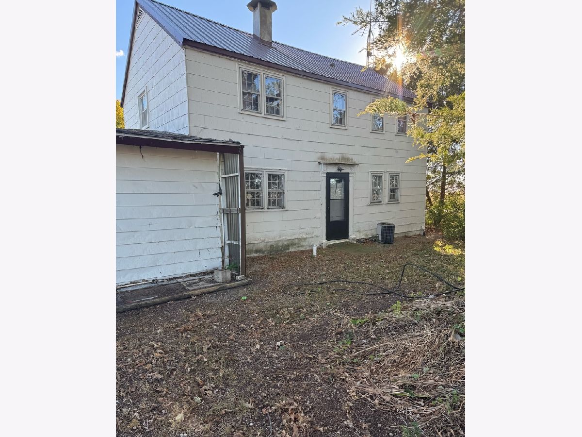  For Sale Gifford Illinois, 2301 County Road 3300 N