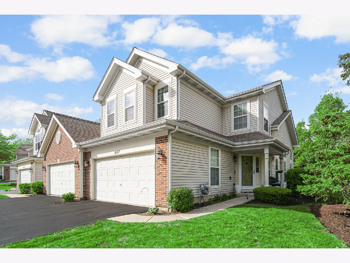  For Sale Algonquin Illinois, 2117 Peach Tree Lane