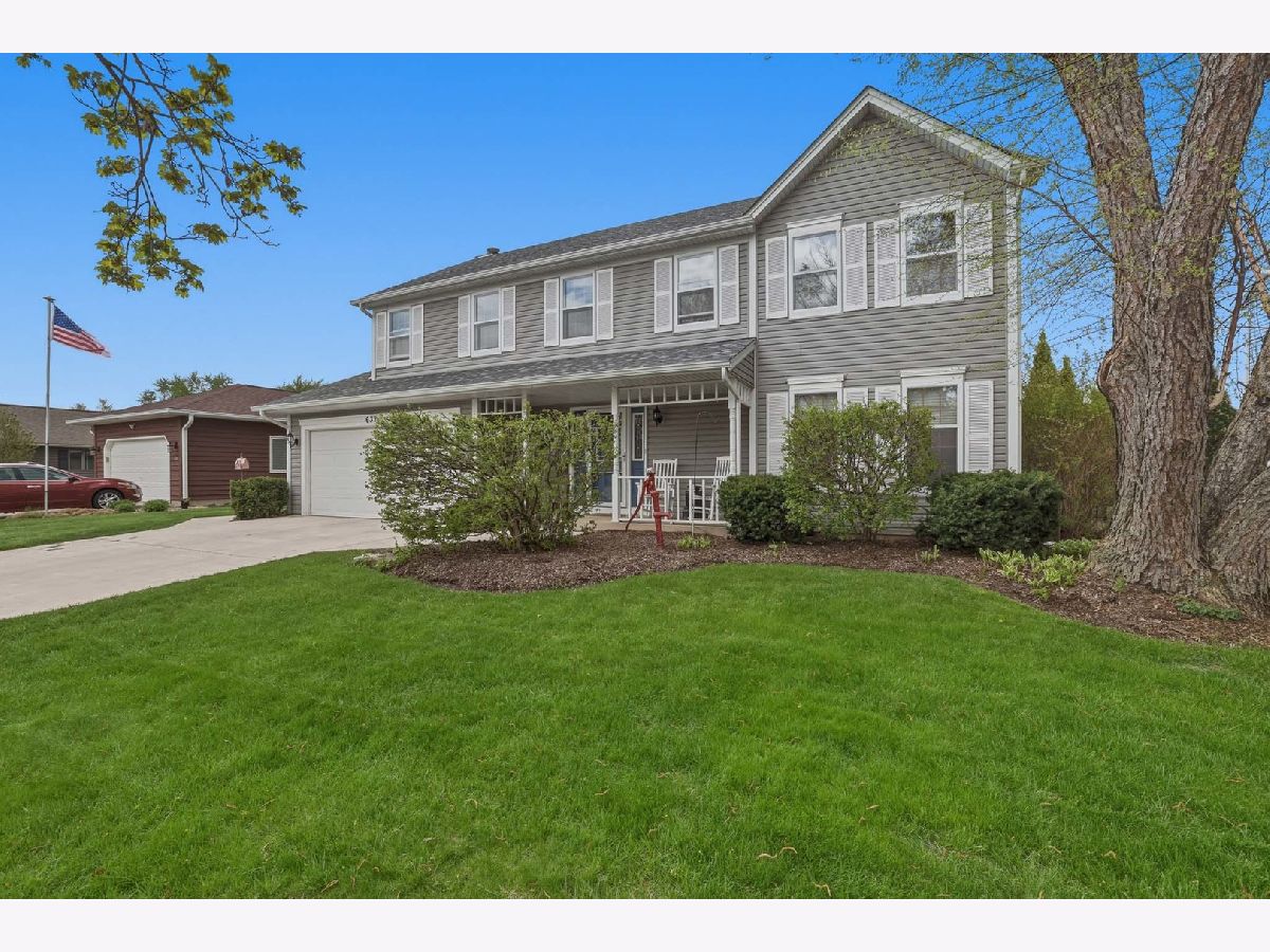 Homes & Townhomes For Sale Valley Creek Elgin Illinois, 637 Lyle Avenue
