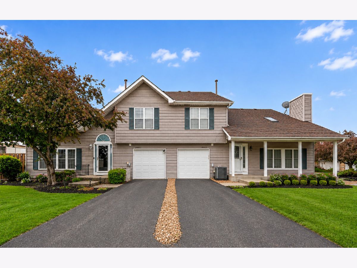  For Sale Frankfort Illinois, 19821 Edinburgh Lane