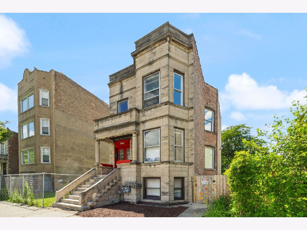  For Sale Chicago Illinois, 4225 Jackson Boulevard