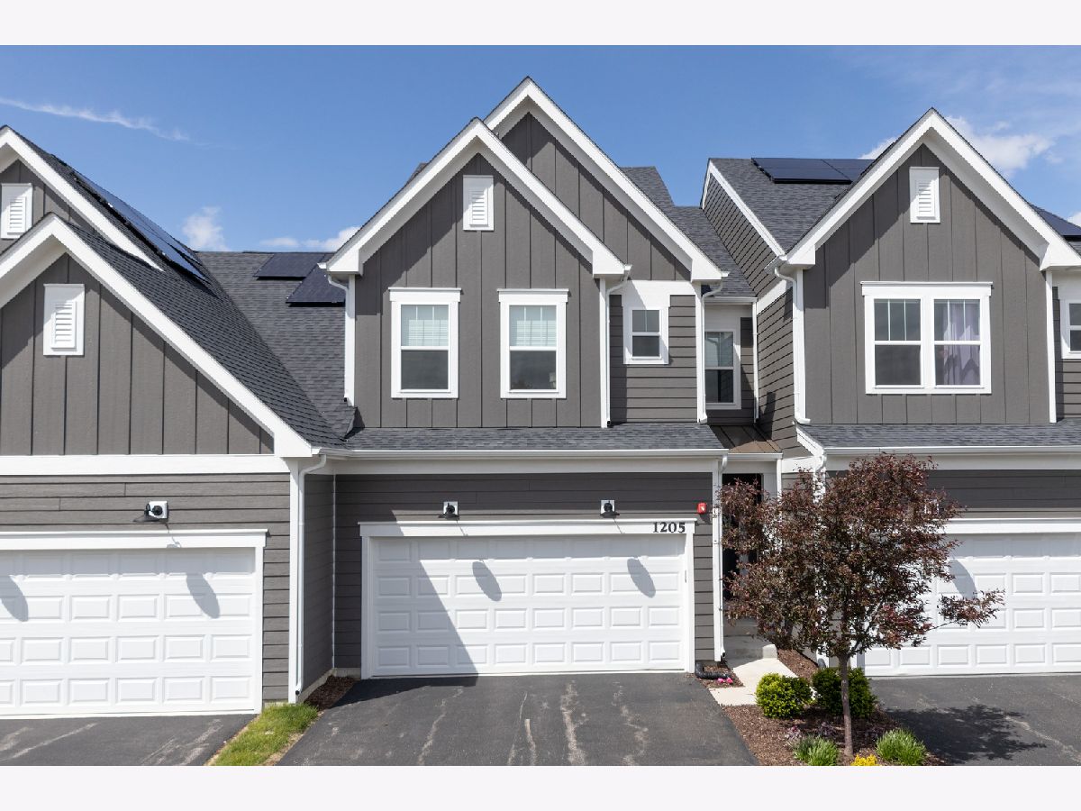 Homes & Condos & Townhomes For Sale Naper Commons Naperville Illinois, 1205 Josiah Road