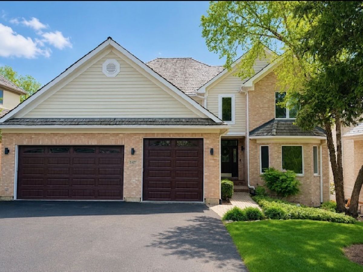 Homes For Sale Woods Of Ivanhoe Mundelein Illinois, 21827 Riviera Court