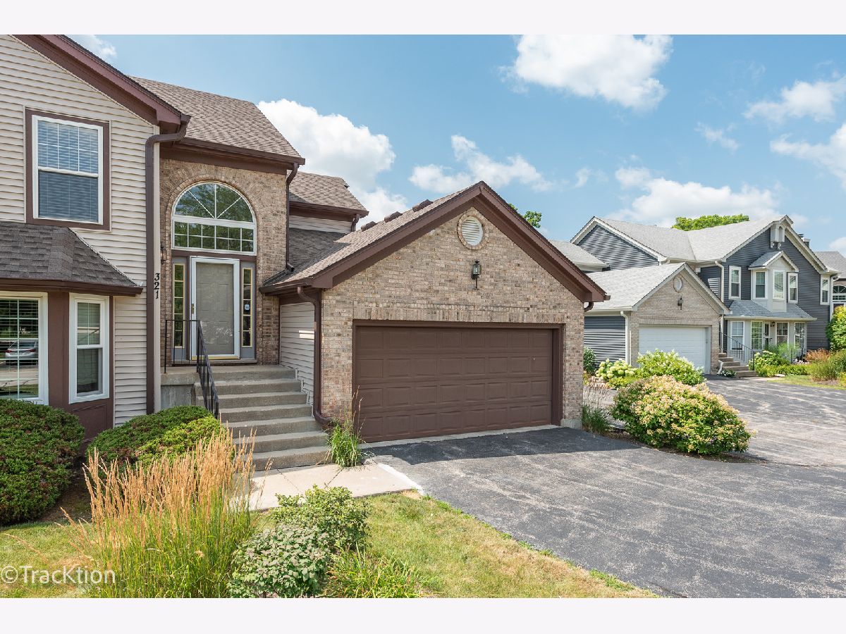  For Sale West Chicago Illinois, 321 Kresswood Drive