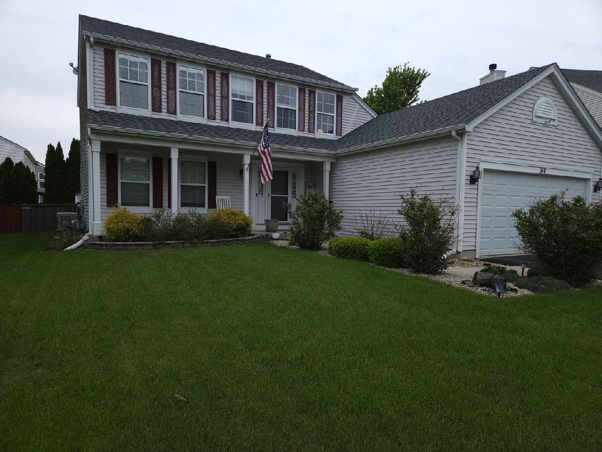 Homes & Townhomes & Condos For Sale Wesglen Romeoville Illinois, 318 Zinnia Drive