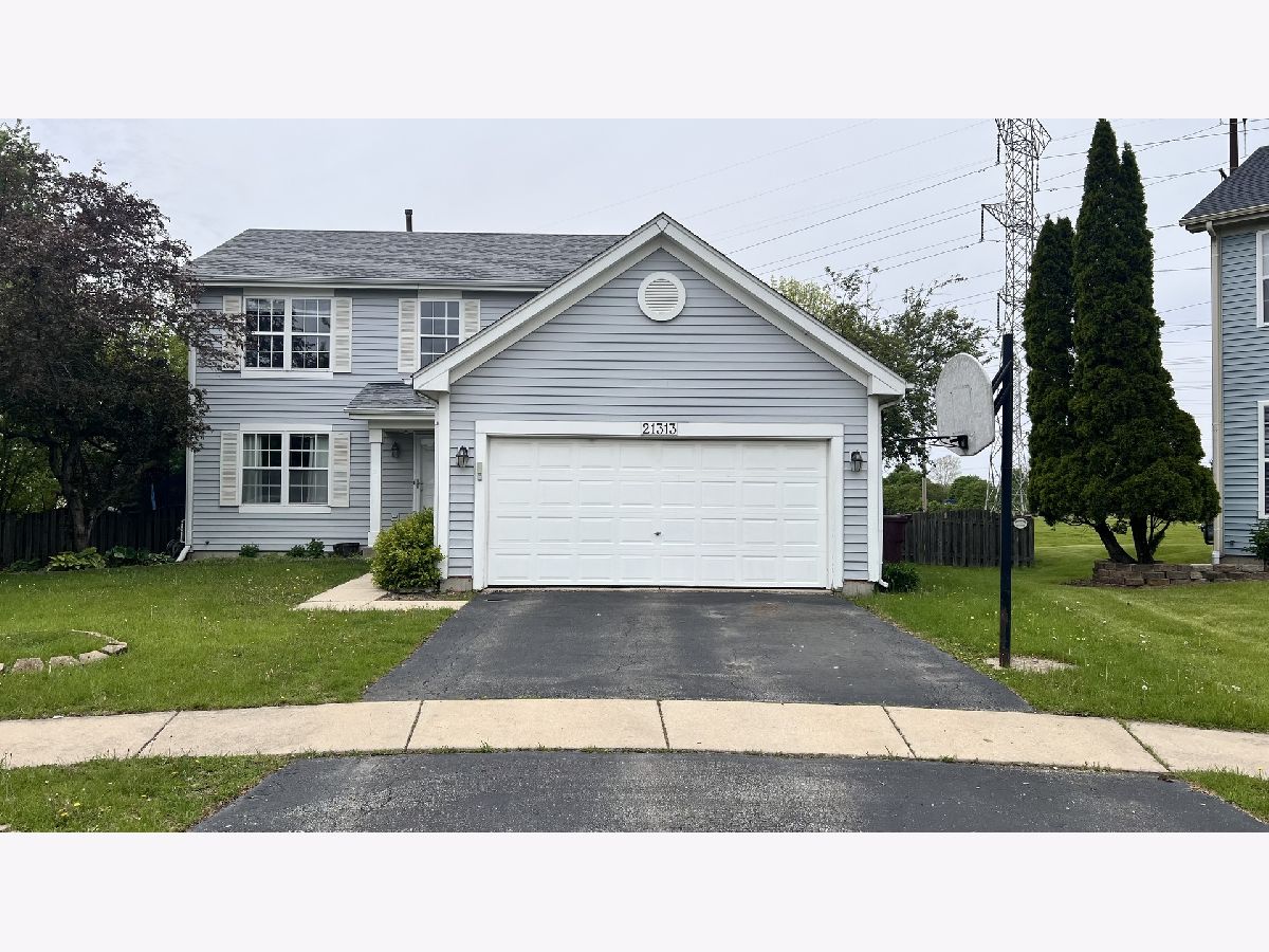 Homes & Townhomes For Sale Lakewood Falls Plainfield Illinois, 21313 Cascade Court