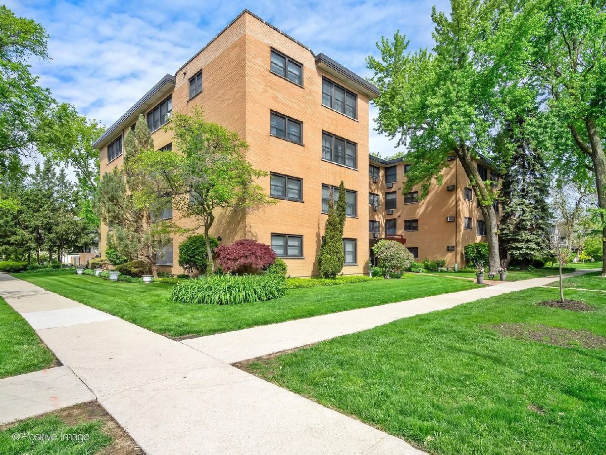  For Sale Oak Park Illinois, 500 Washington Boulevard