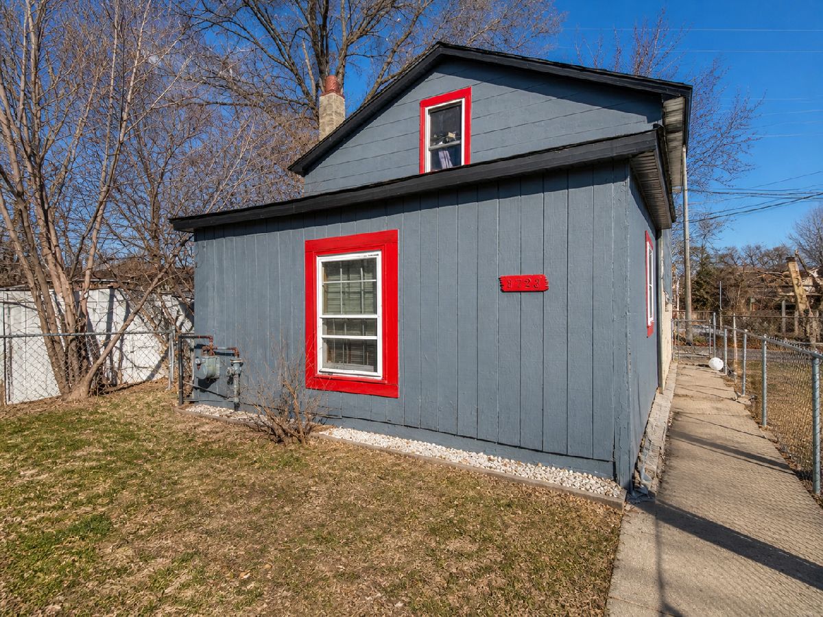  For Sale Chicago Illinois, 8723 Eggleston Avenue