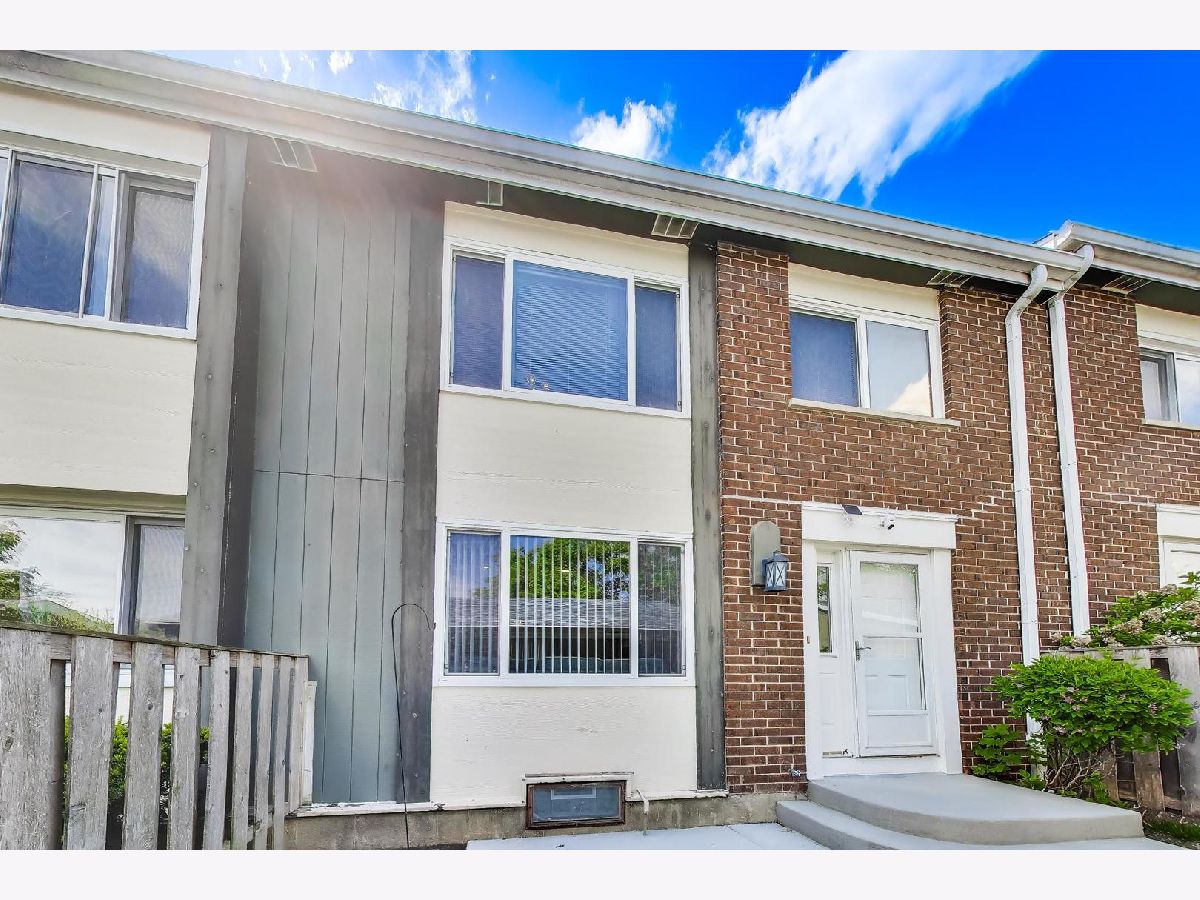  Rented Bolingbrook Illinois, 281 Dupage