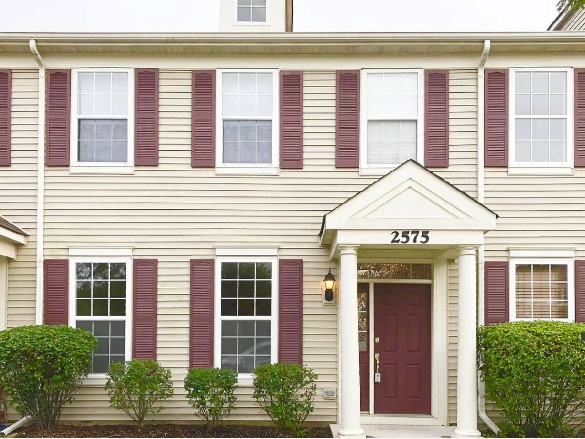  For Rent Aurora Illinois, 2575 Hillsboro