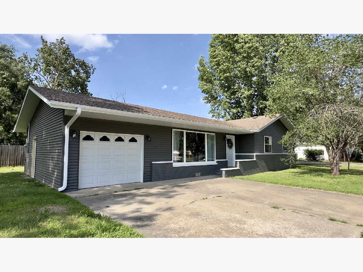 Homes For Sale Wastier West Frankfort Illinois, 211 Cleveland Street