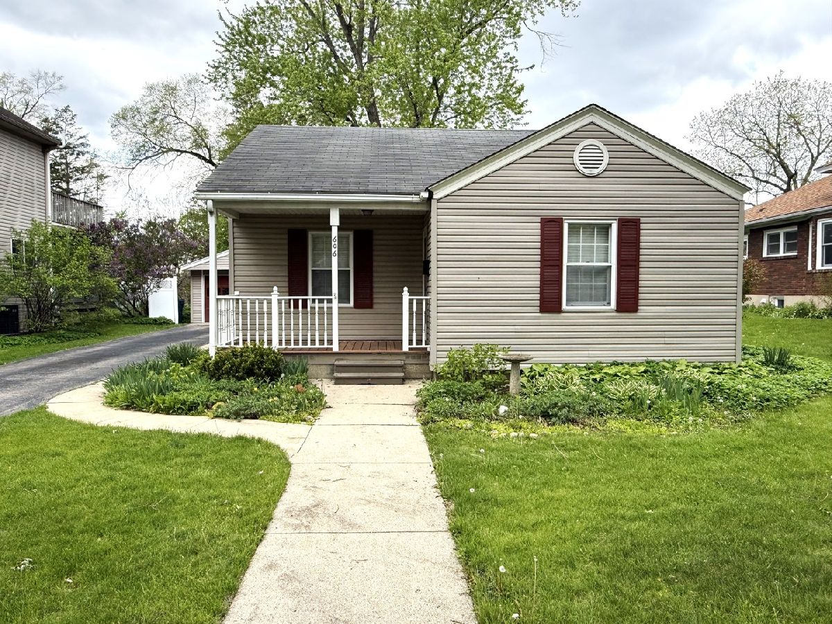  Rented West Dundee Illinois, 606 3rd