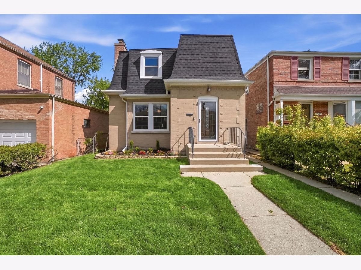  For Sale Chicago Illinois, 2724 Jerome Street