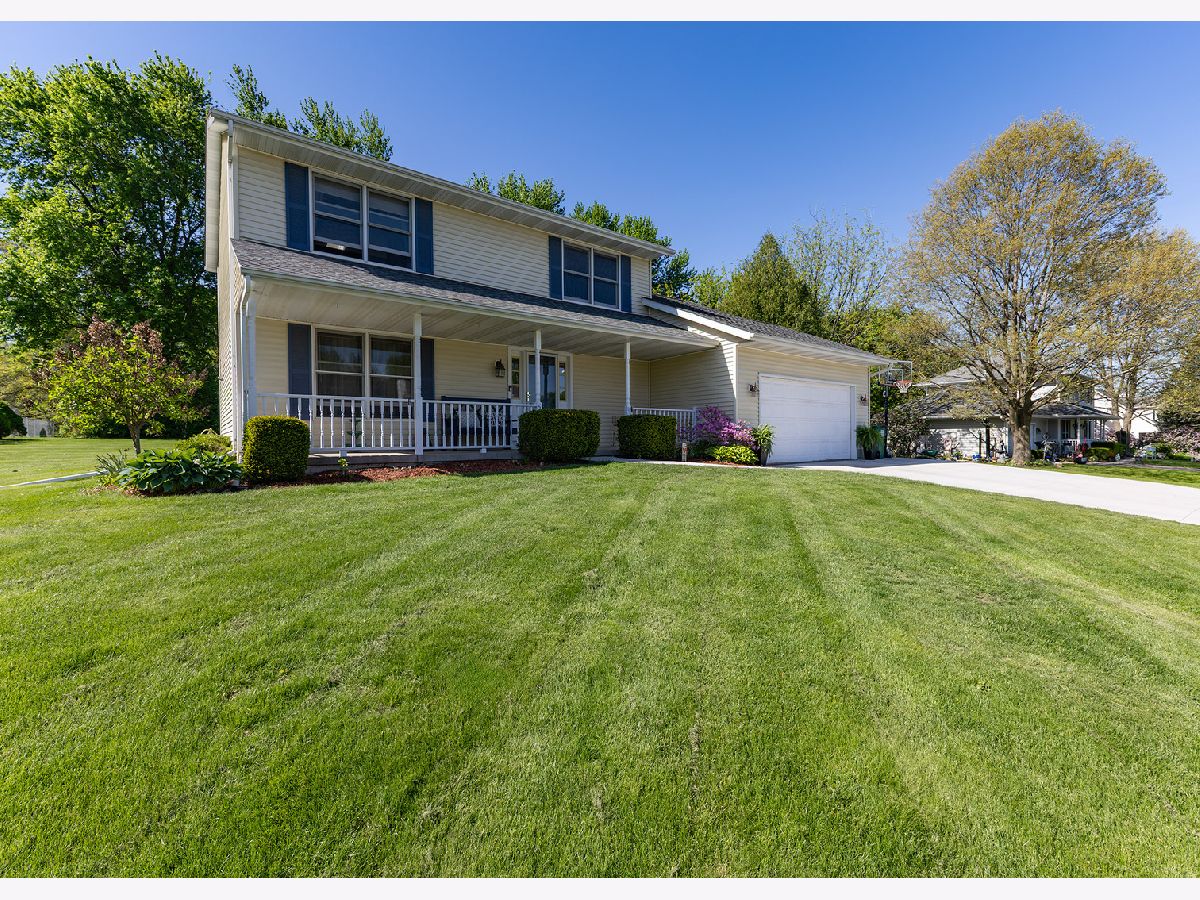  For Sale Geneseo Illinois, 57 Deer Path Court