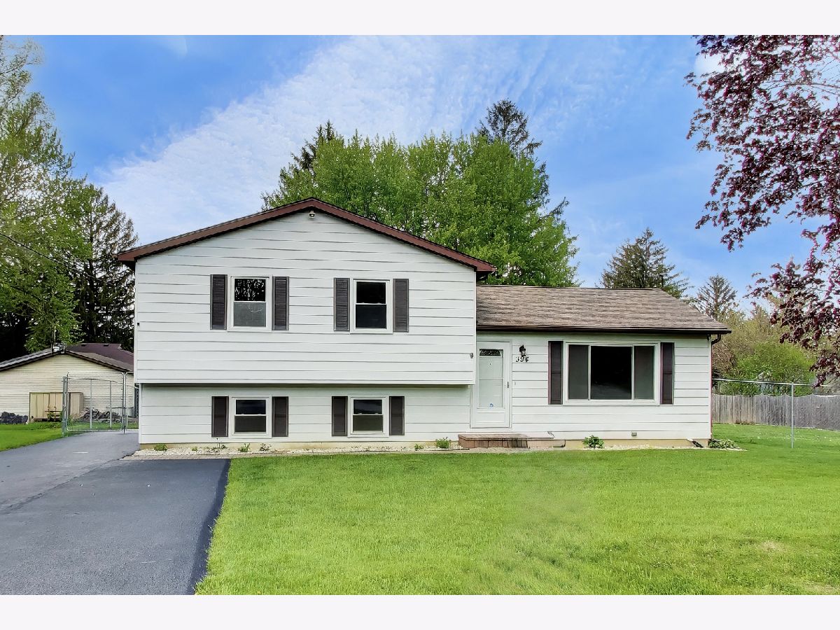  For Sale Gurnee Illinois, 394 Pine Grove Avenue