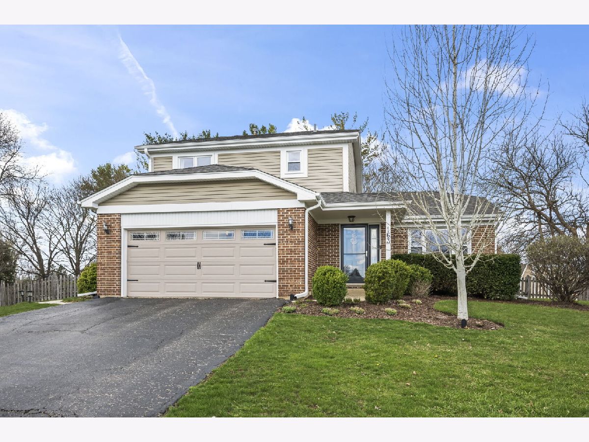  For Sale Lake Zurich Illinois, 163 Denberry Court