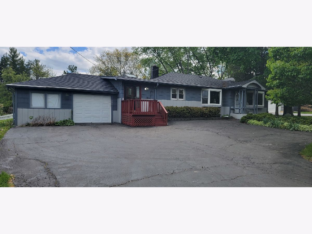  For Sale Antioch Illinois, 24049 Grass Lake Road