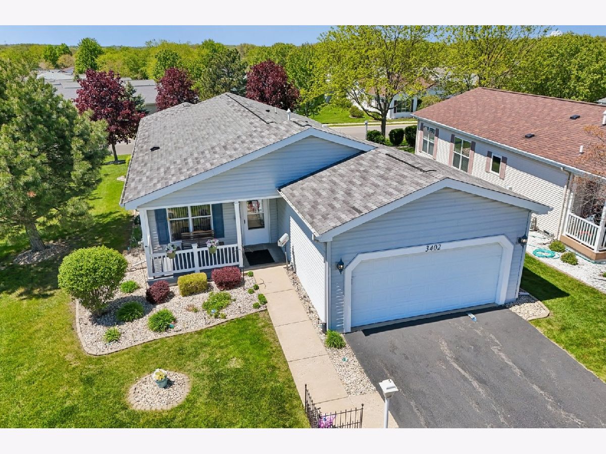 Homes & Condos & Townhomes For Sale Saddlebrook Farms Grayslake Illinois, 3402 Stretch Run Road