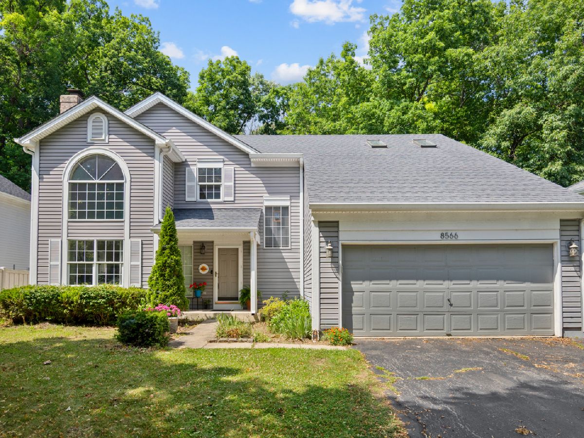  For Sale Fox Lake Illinois, 8566 Cedar Street