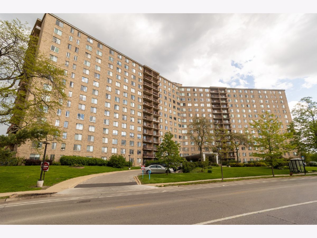  For Sale Chicago Illinois, 6833 Kedzie Avenue