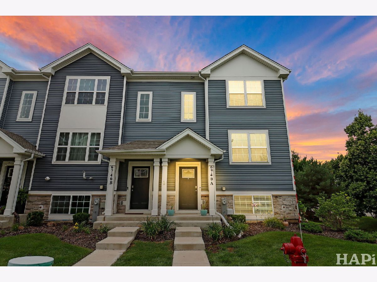 Condos & Townhomes & Homes Rented Stonewater Wonder Lake Illinois, 6740 Linden