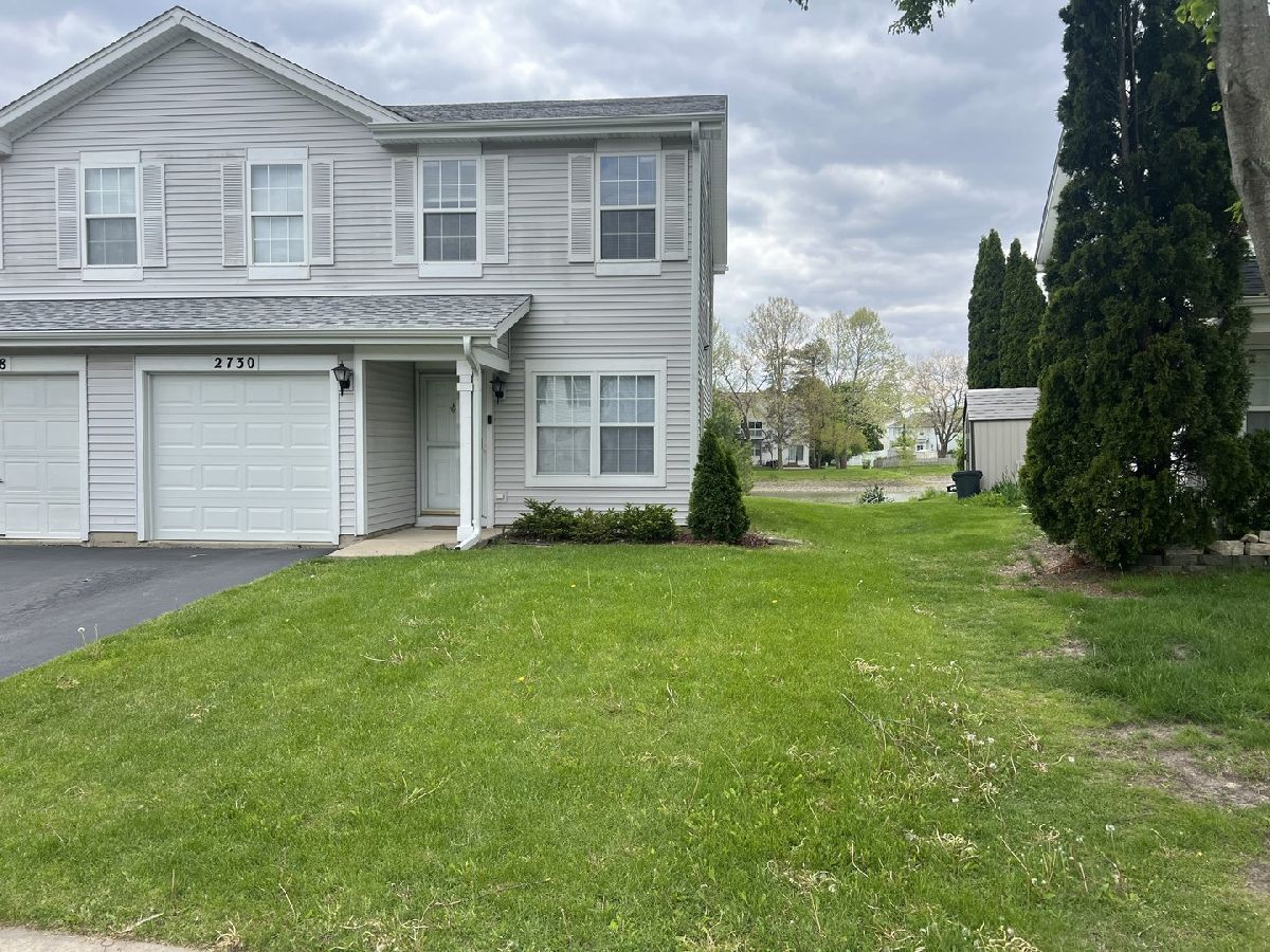 Townhomes & Condos & Homes Rented Woodlake Naperville Illinois, 2730 Idaho