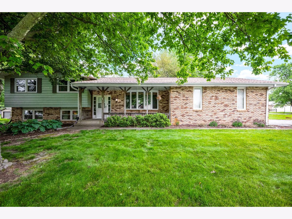 Homes For Sale Windgate Bloomington Illinois, 9616 Morel Drive