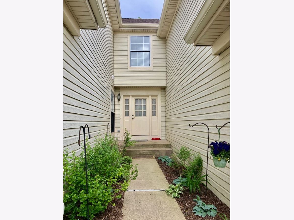  For Rent Hoffman Estates Illinois, 2164 Seaver