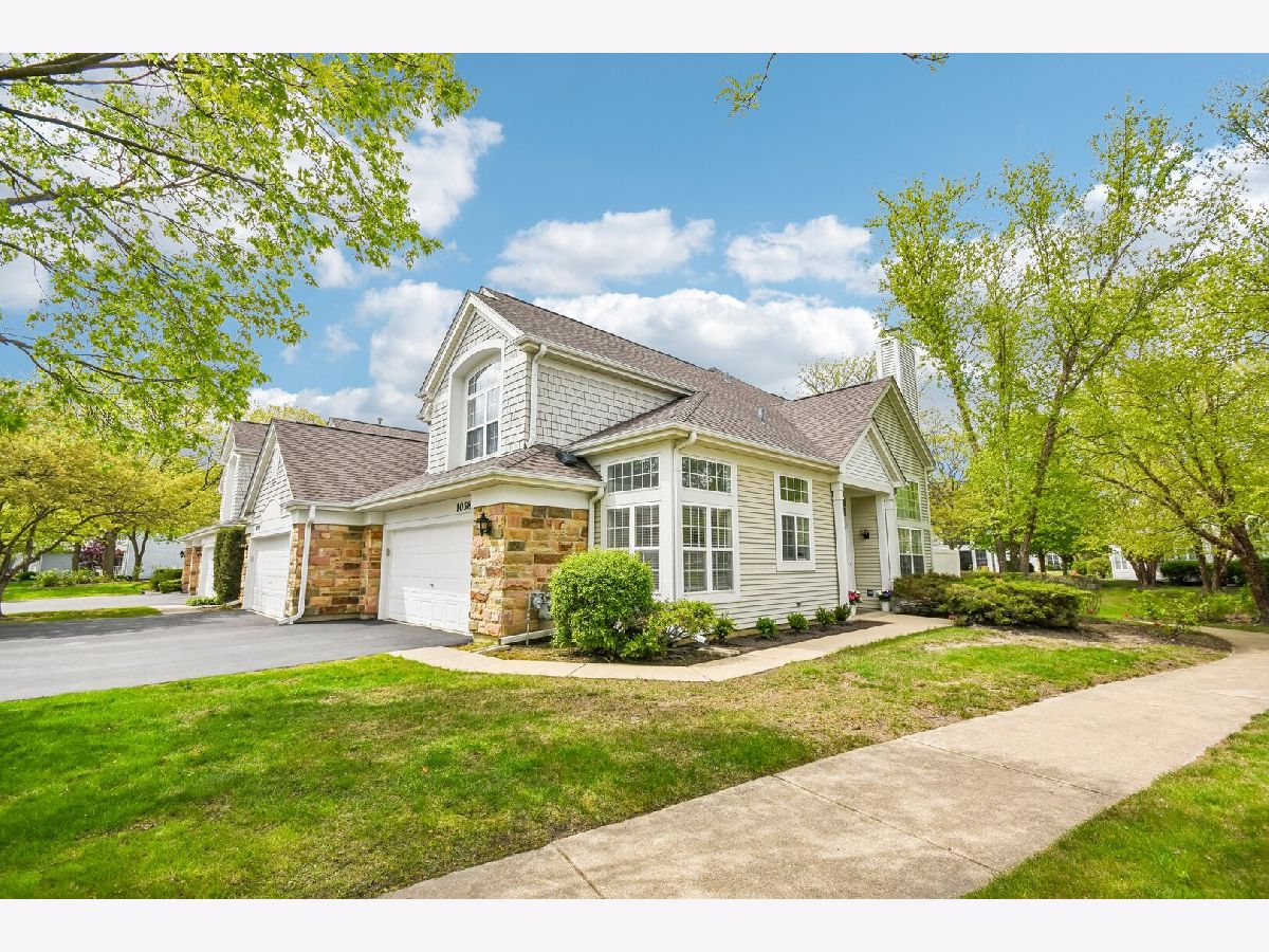 Townhomes For Sale Concord Place Buffalo Grove Illinois, 1058 Providence Lane