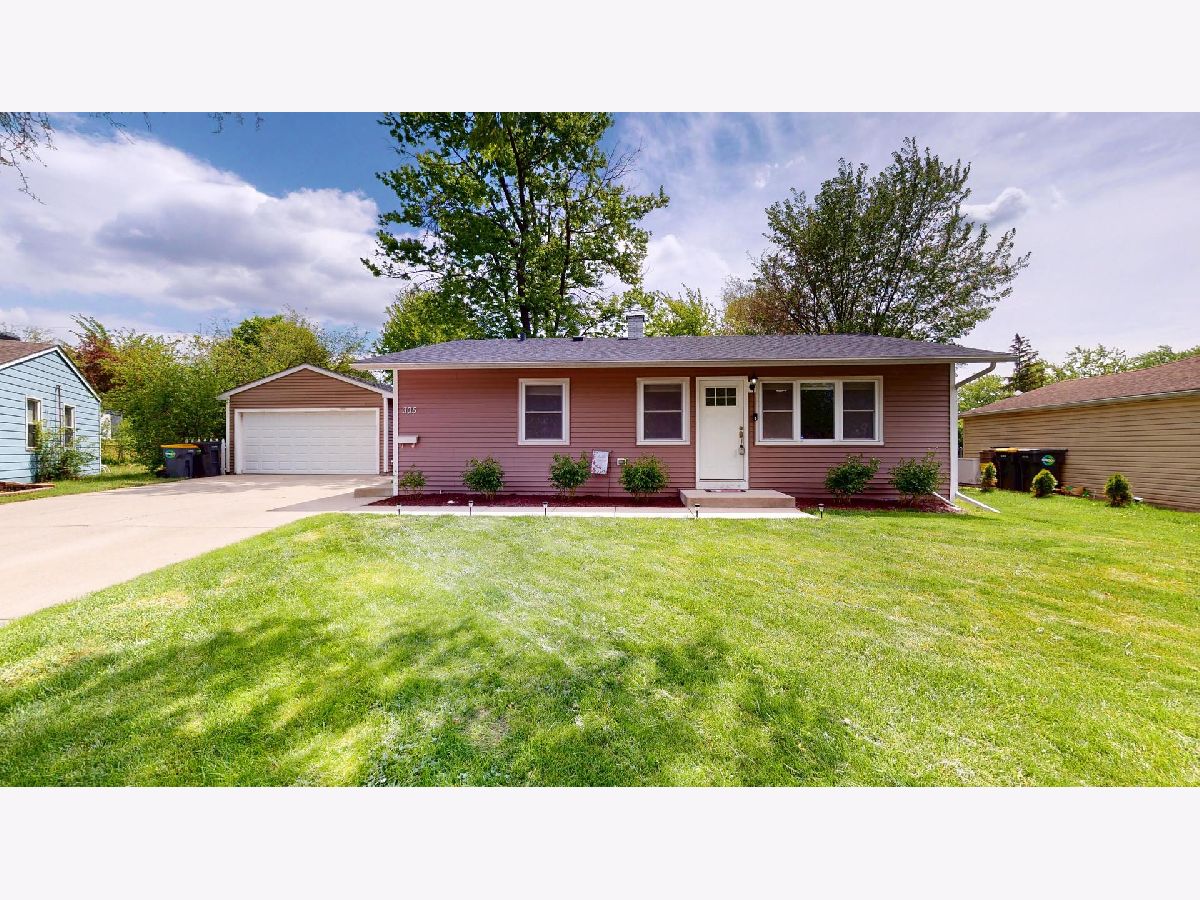  For Sale Streamwood Illinois, 305 Cedar Court