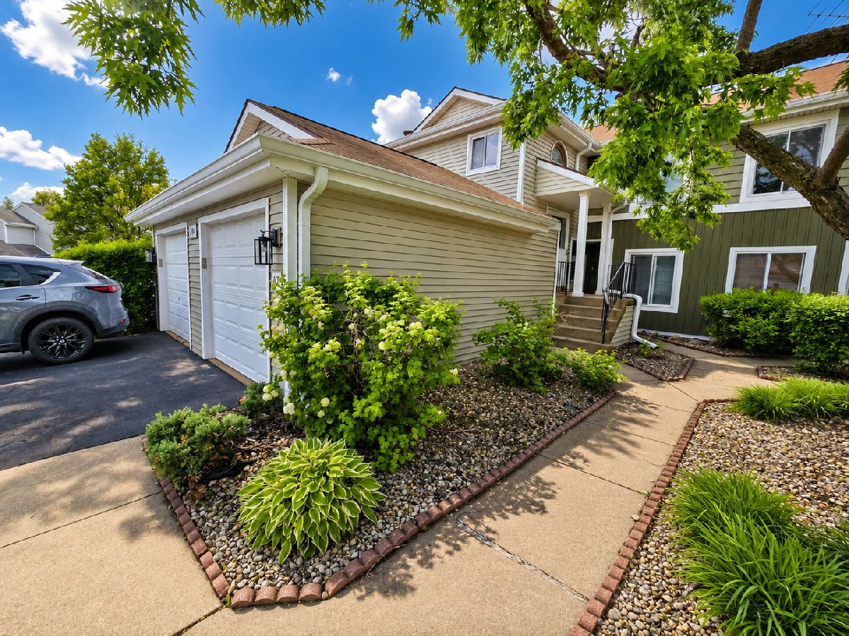 For Rent Woodridge Illinois, 2474 Brunswick