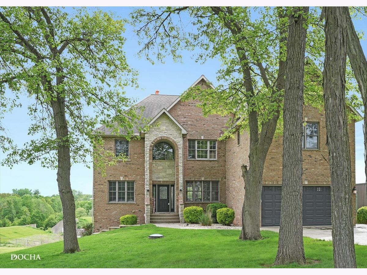  For Sale Sandwich Illinois, 703 Glenda Court